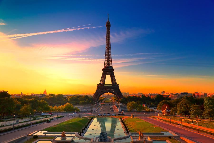 Image of the Eiffel Tower, Paris