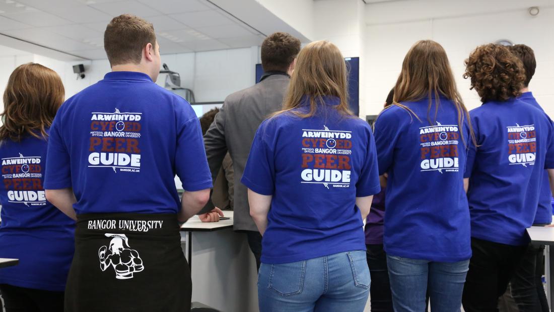 Peer Guides helping out on an University Open Day