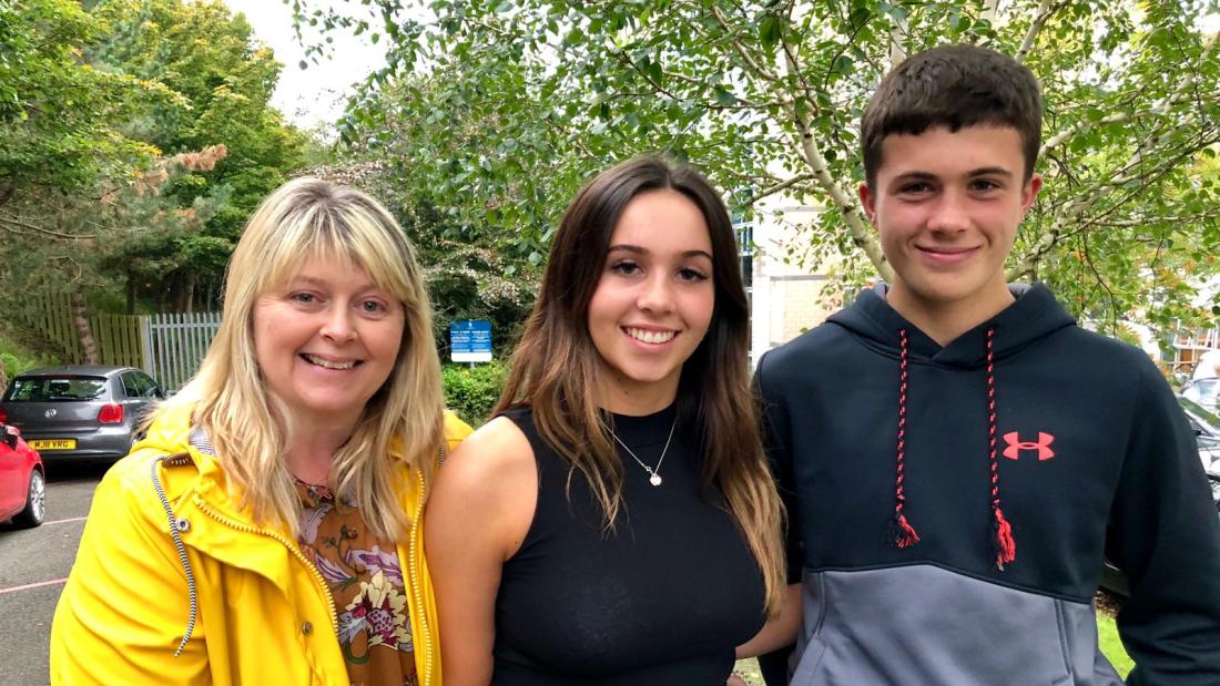 Students arriving at the Ffriddoedd Student Village with their parents during Welcome Week