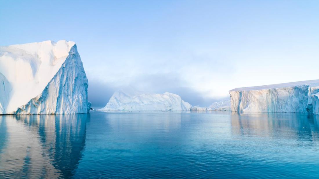 Icebergs in the Artic