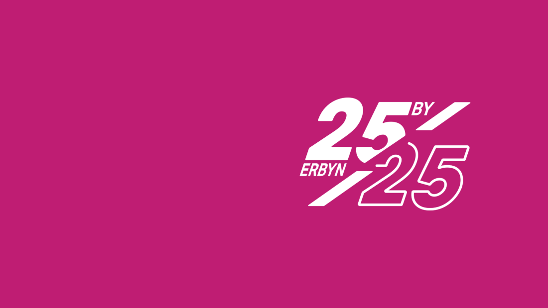 Logo 25 erbyn 25 ar gefndir pinc