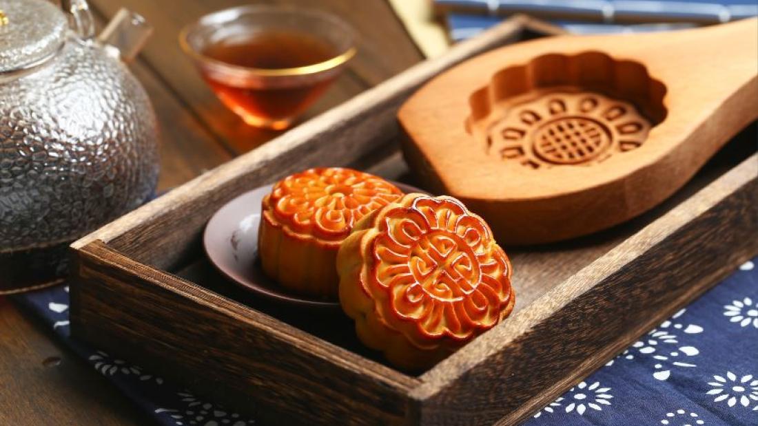 Moon cake