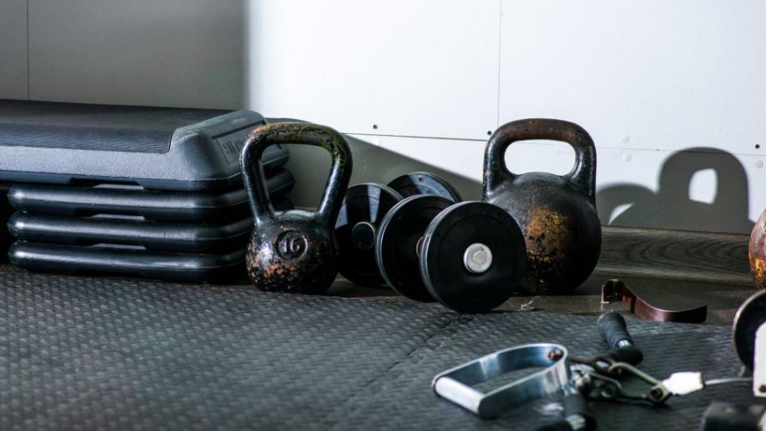 Fitness equipment / offer ffitrwydd