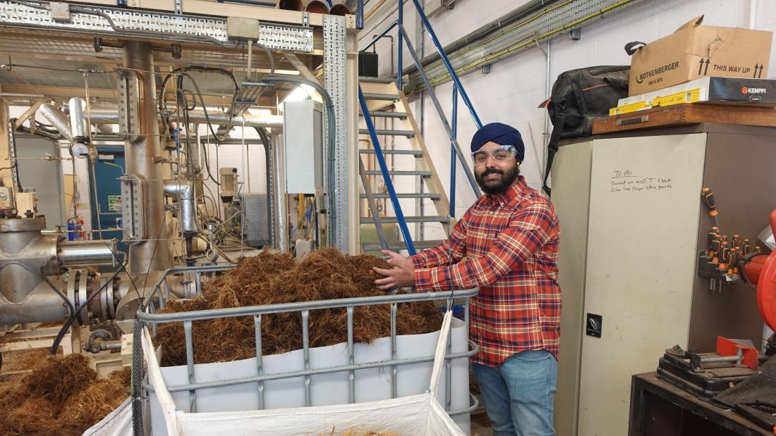 Arjundeep Singh inspects the fibre