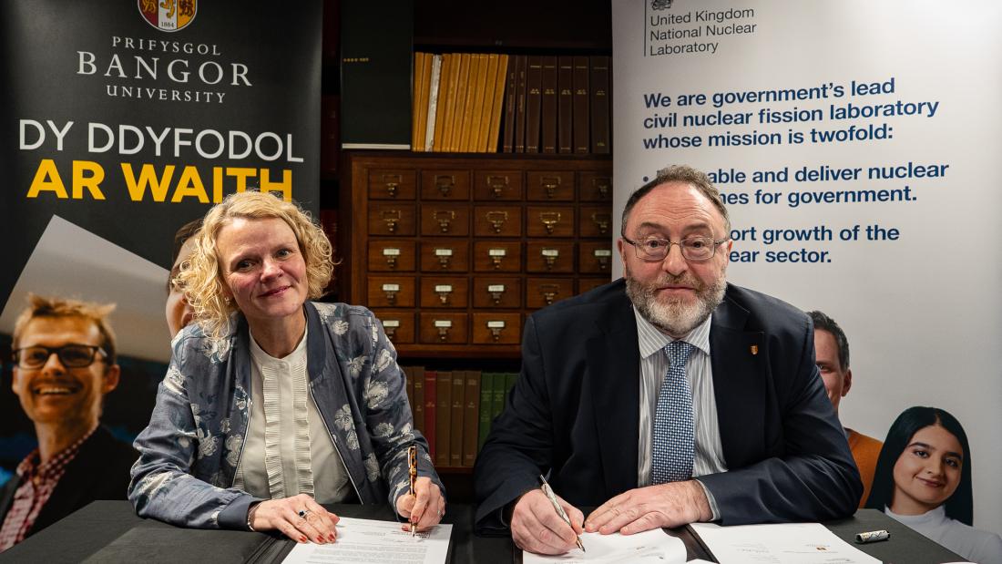 Julianne Antrobus, and Vice Chancellor of Bangor University, Professor Edmund Burke, signed a new Memorandum of Understanding (MoU) setting out how, over the next five years, the two organisations will work together to continue to grow North Wales as a global centre in nuclear expertise and technology through joint research and access to facilities to advance nuclear technologies.