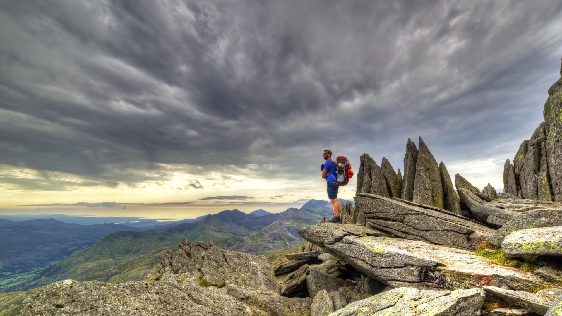 Walking in Snowdonia 