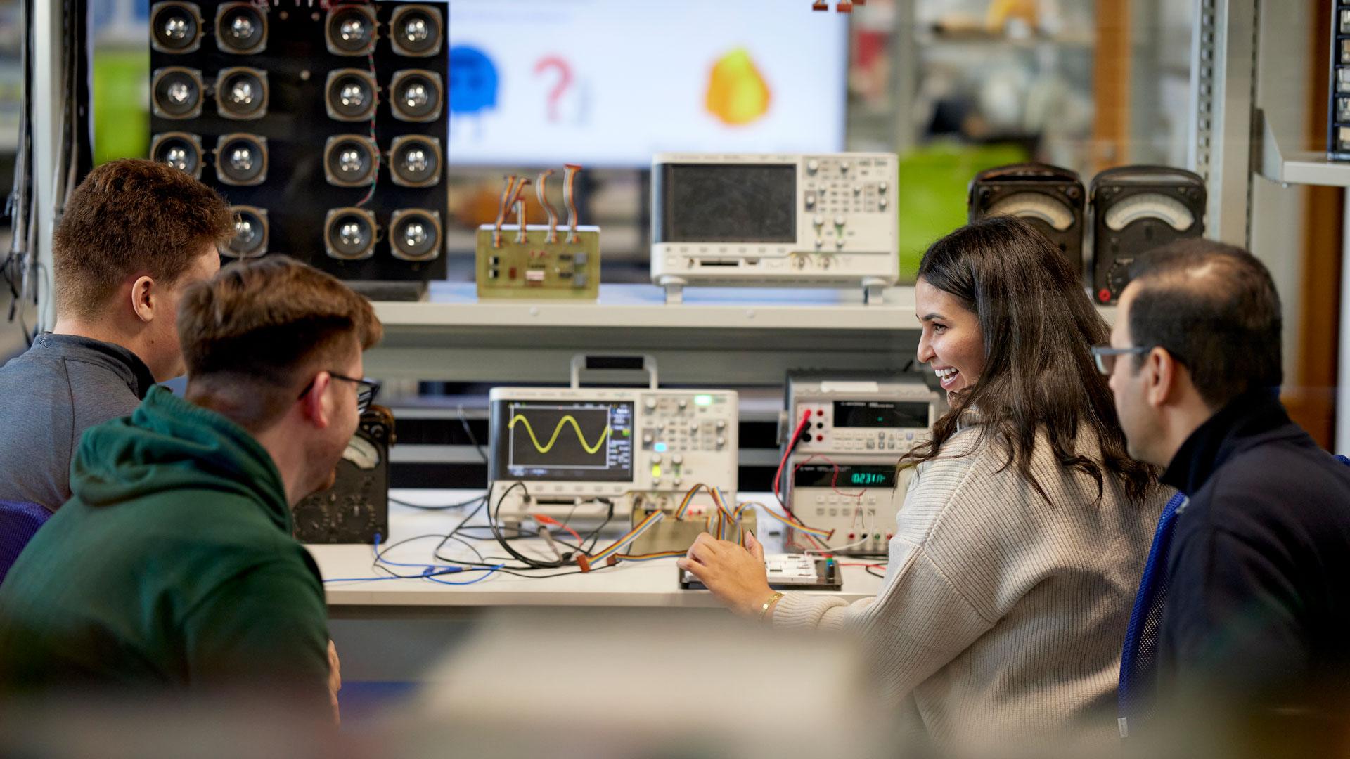 Students studing in an Electronics Engineering Lab