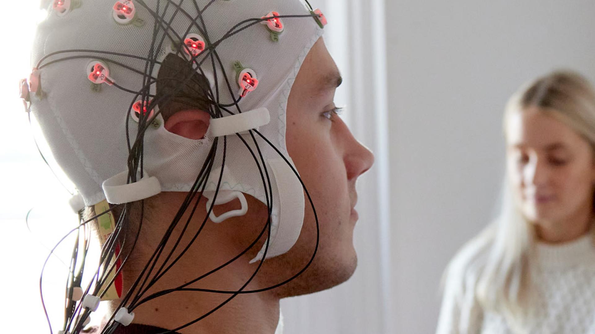 Students taking part in a Neuro Psychology project