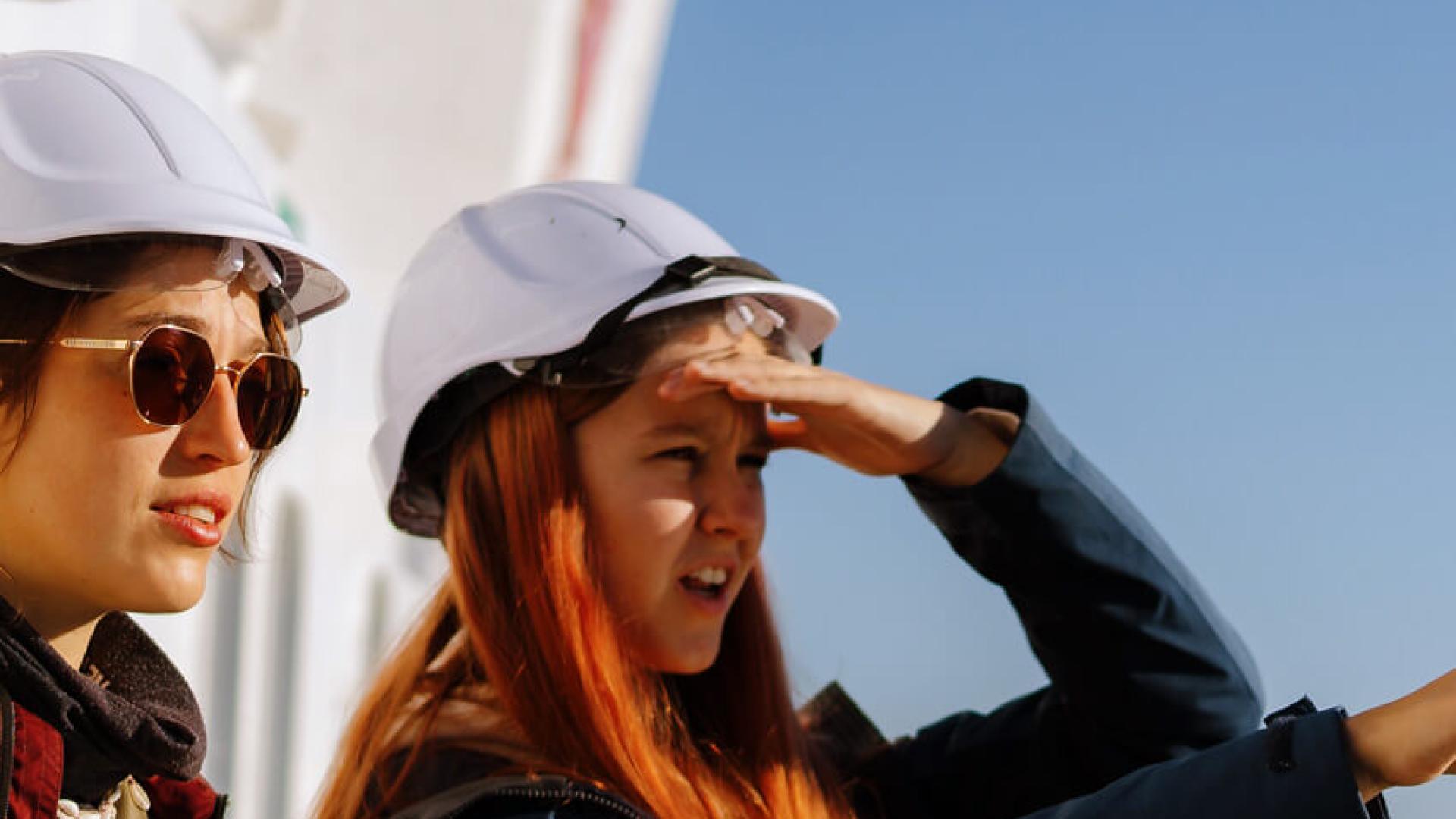 students on research vessel
