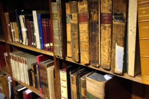 old books on main arts library shelf