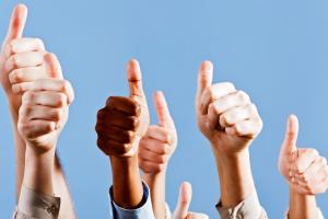 hands with thumbs up