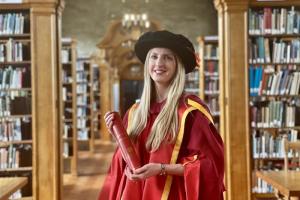 Dr Georgina Smith