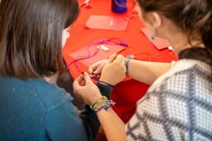 Chinese bracelets workshop