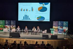 Photo of panellists at the IPBES stakeholder day