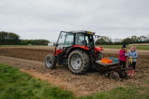 Tractor 
