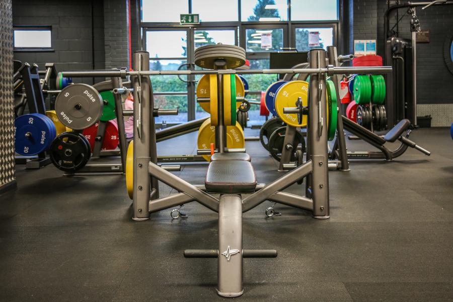 Weight lifting equipment at Canolfan Brailsford