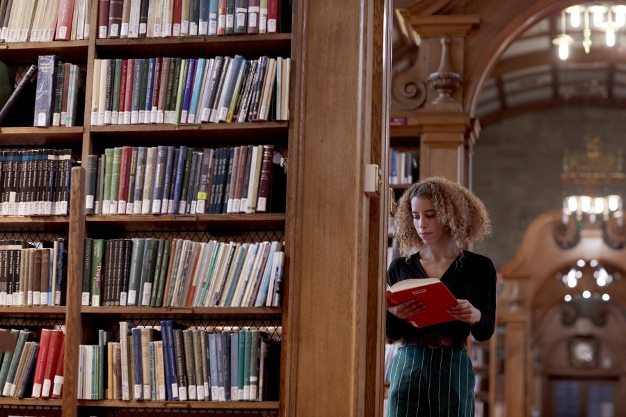 Student in Bangor University Library