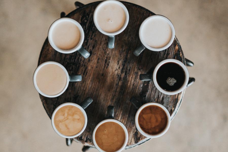 image of coffe and tea mugs in a circle
