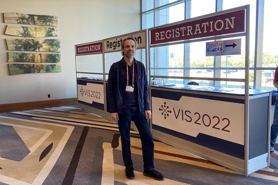 Professor Jonathan C. Roberts at the IEEE VIS 2022 conference