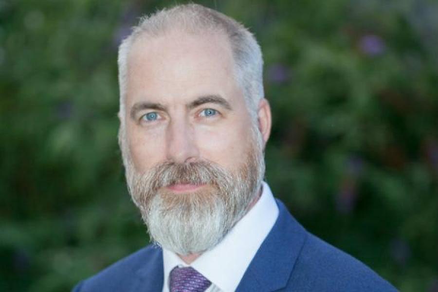 Headshot of Rob Orford in an outdoor setting