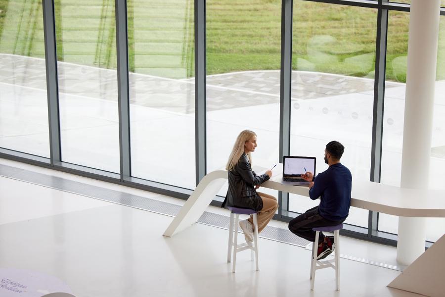 Students on a laptop in M-SParc