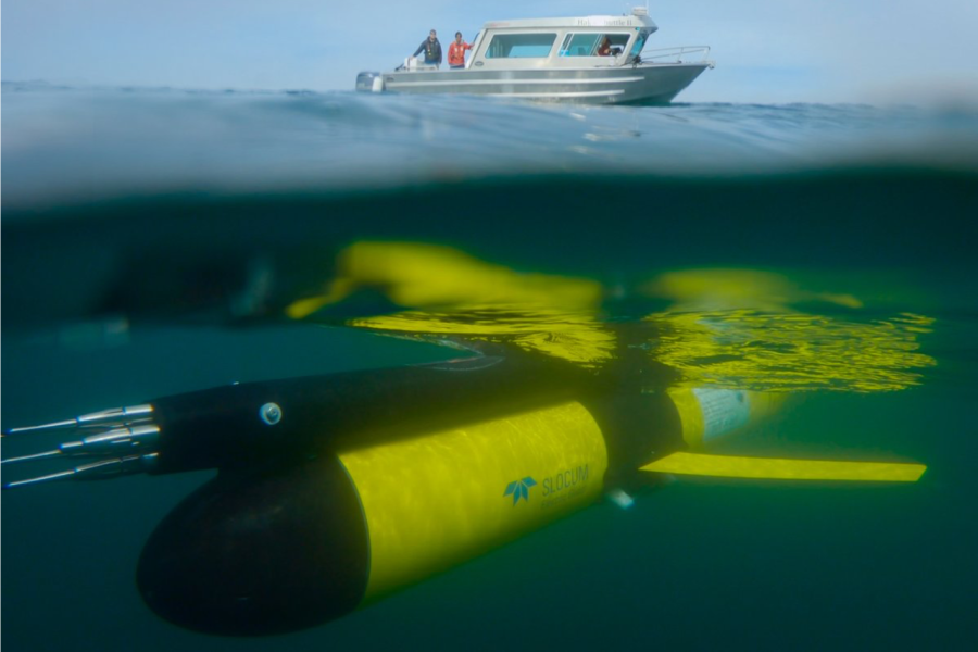 An image showing a 'cross-section' of the sea with a boat on the surface and the underwater glider  beneath.