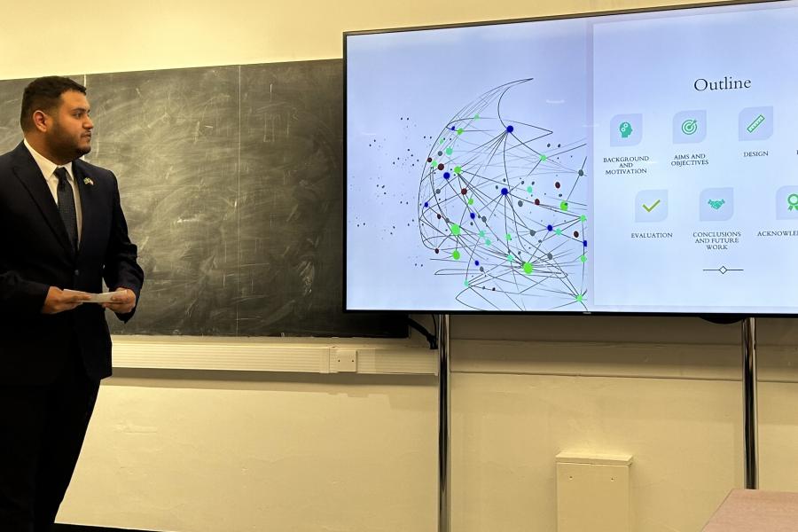 Student Faisal Alzahrani presenting his work