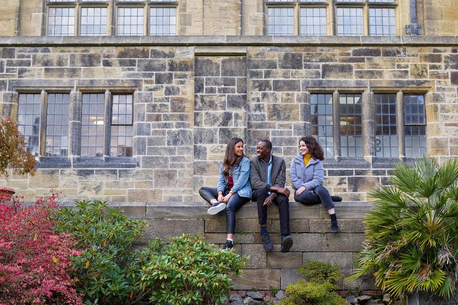 Students in the quad, Main Arts building