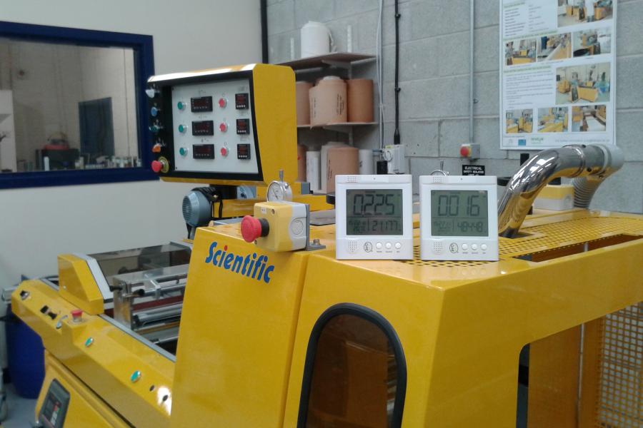 Energy monitoring equipment in a laboratory 
