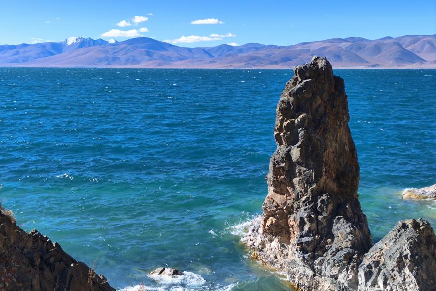 A lake on the Tibetan Plateau