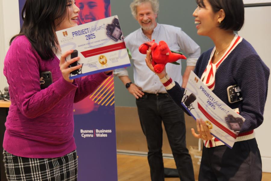 to Jasmine Cochrane and Suzuka Mori of GLOBTROTTERSBANGOR, winners of Project Vodcast 2025