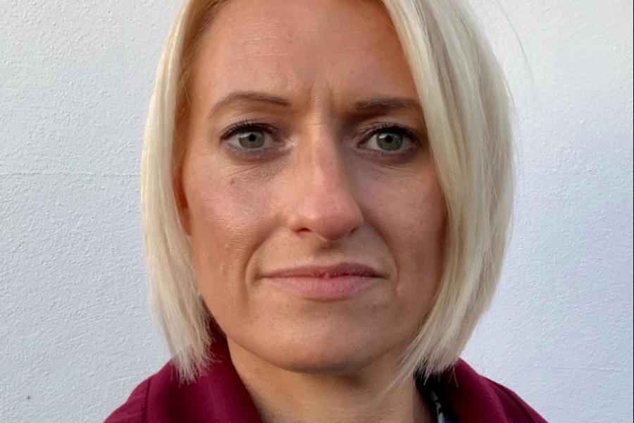 Dr Siwan Mitchelmore