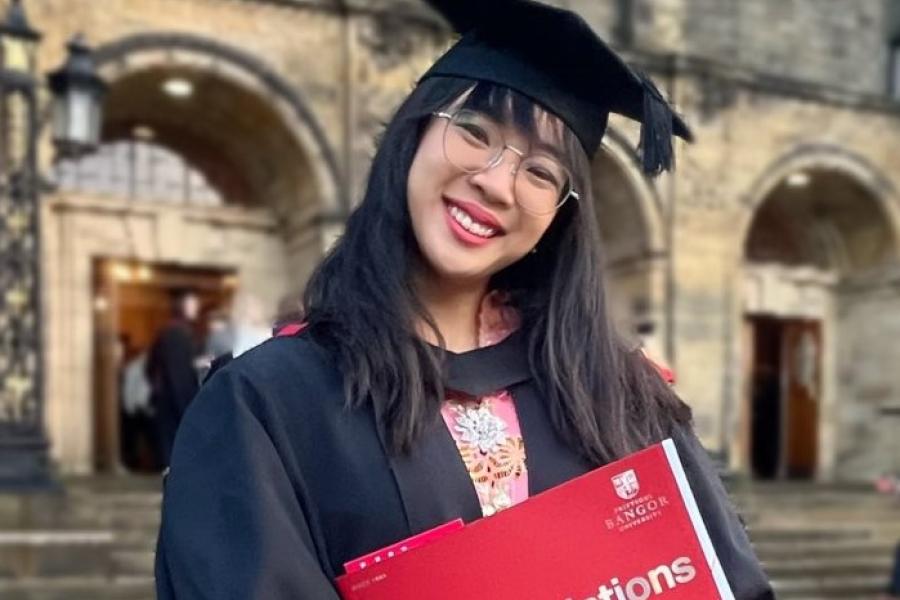 Chia Yi Tay graduation