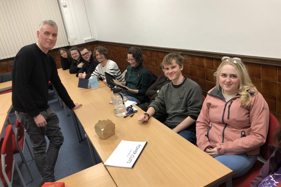 Poet Tom Jenks giving student workshop