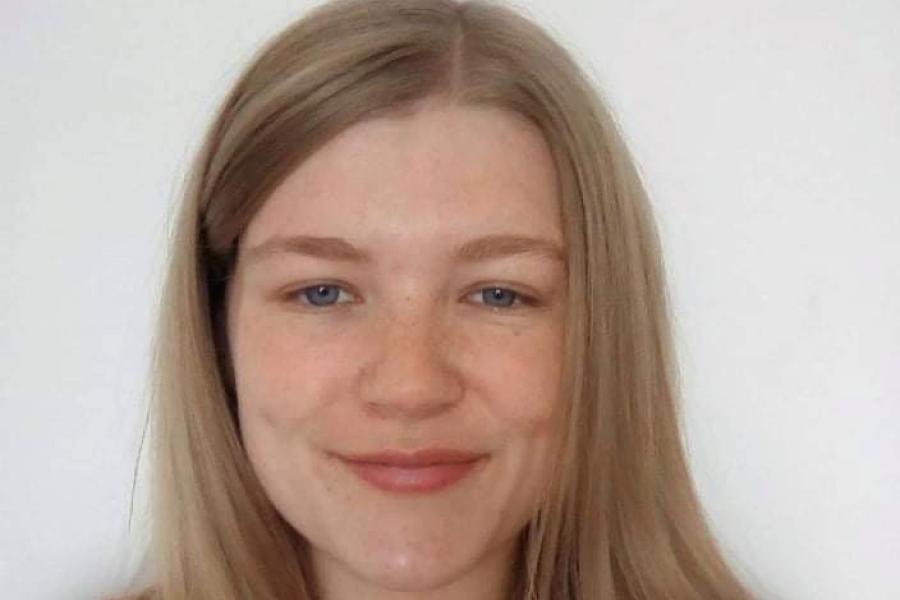 Graduate Hannah Church