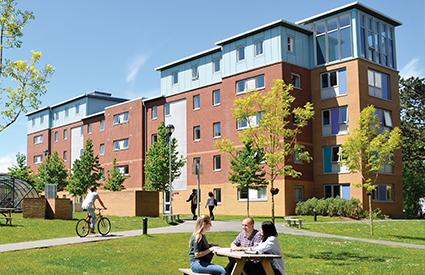 Student Accommodation & Housing to Study Abroad: Why Study in the UK, Canada and USA