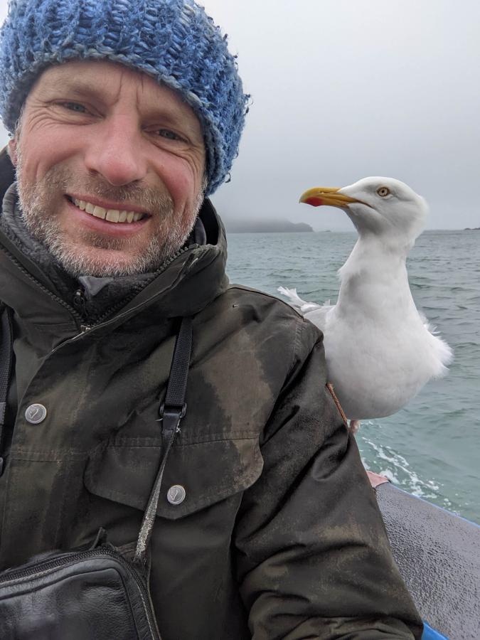 Jan Geert Hiddink, Professor at the School of Ocean Sciences