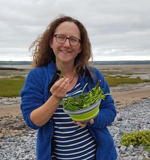 a portrait image of Liz Morris-Webb