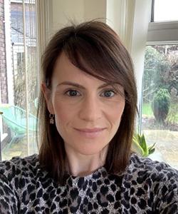 a portrait image of Dr Sara-Parry