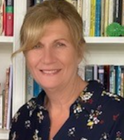 A headshot of Gillian Roberts