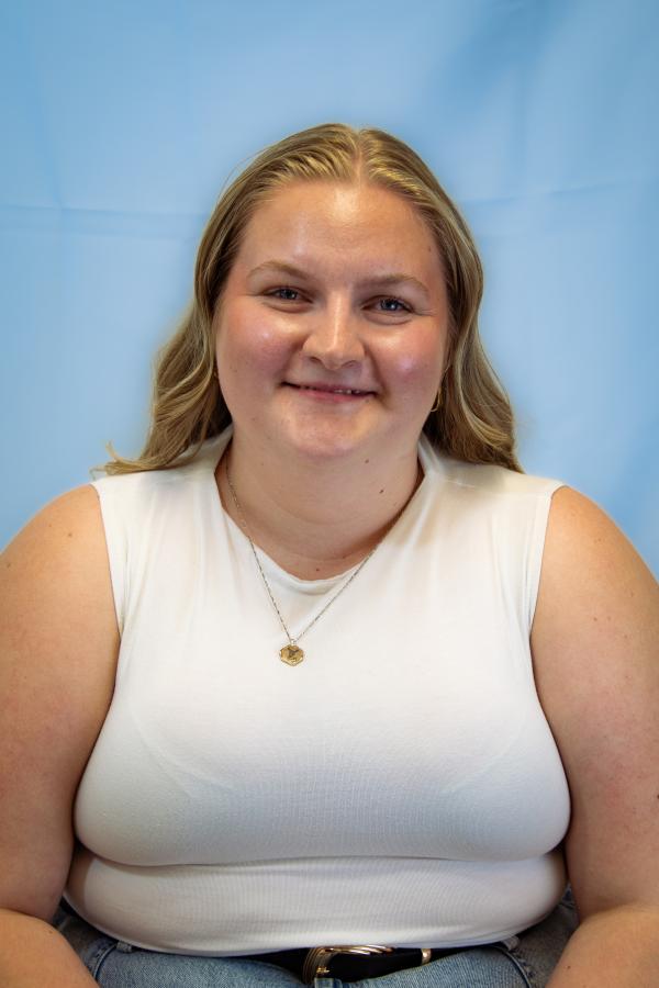Headshot of Mabli Hughes